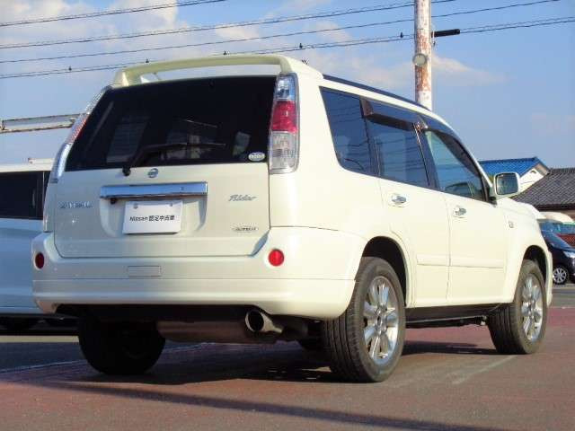 エクストレイル2.0 ライダー アルファ 4WD