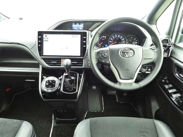 ヴォクシー2.0 ZS 煌III