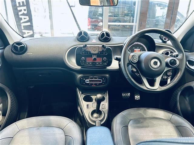 スマートフォーフォー