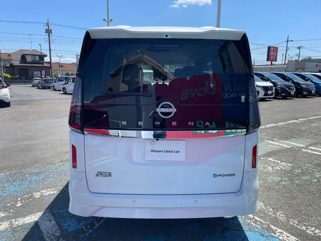 セレナ1.4 e-POWER ハイウェイスターV