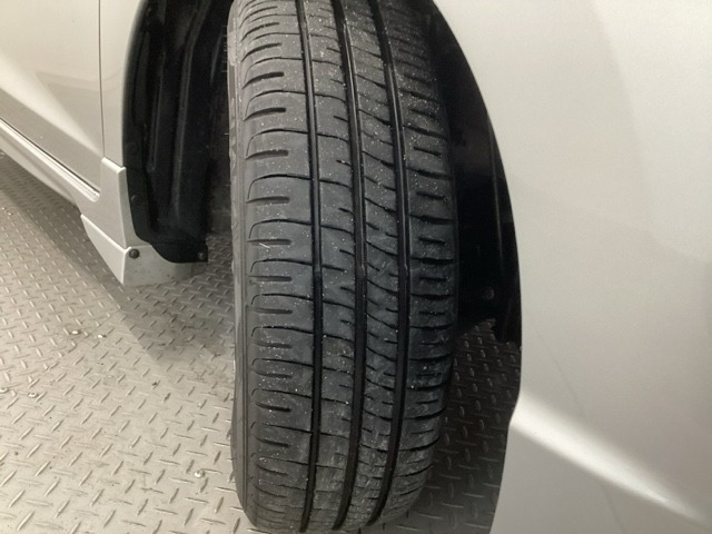 シャトル1.5 ハイブリッド Z