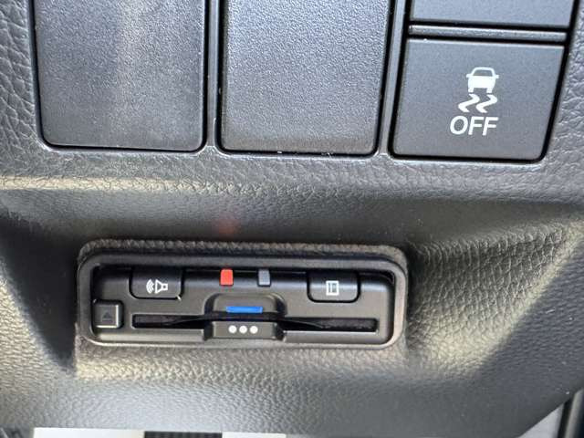 ステップワゴン2.0 e:HEV エアー EX