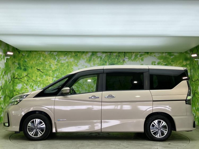 セレナ1.2 e-POWER ハイウェイスターV