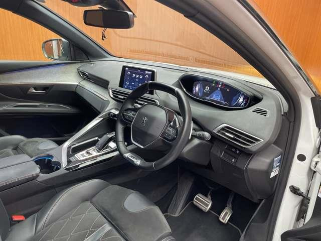 5008GT ブルーHDi ディーゼル