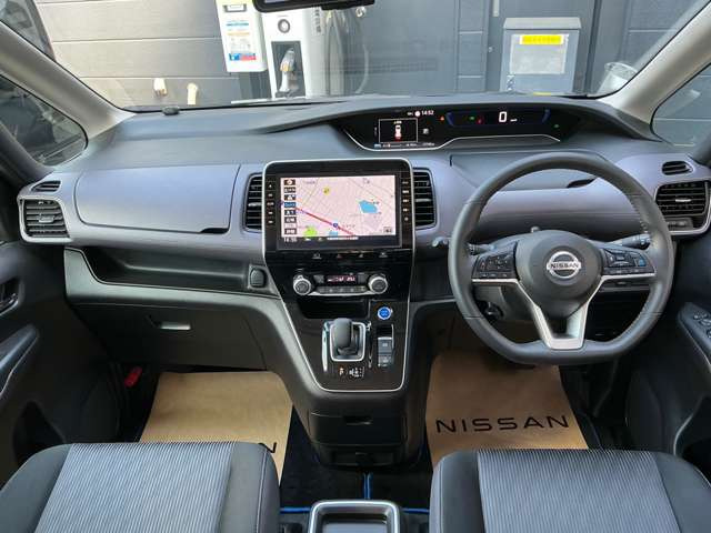 セレナ1.2 e-POWER ハイウェイスターV