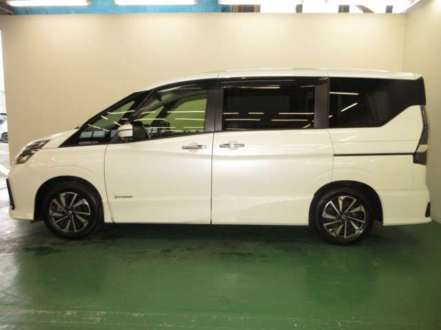 セレナ1.2 e-POWER ハイウェイスターG