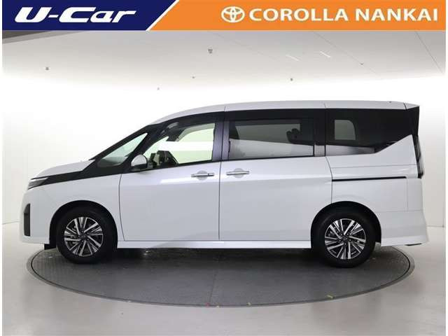 セレナ1.2 e-POWER ハイウェイスターV