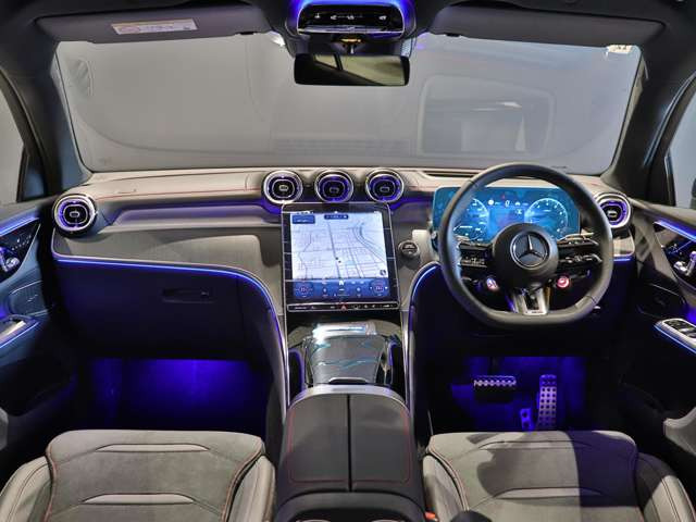 GLCクーペAMG GLC43 4マチック 4WD