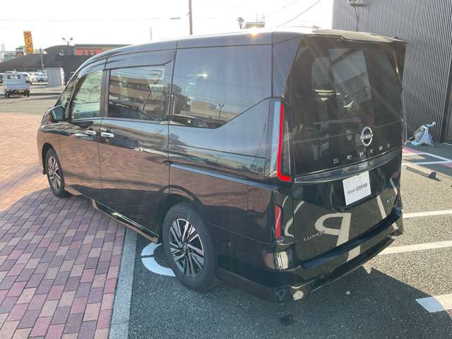 セレナ1.4 e-POWER ルキシオン