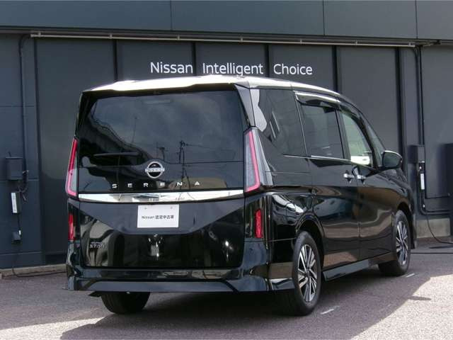 セレナ2.0 ハイウェイスターV