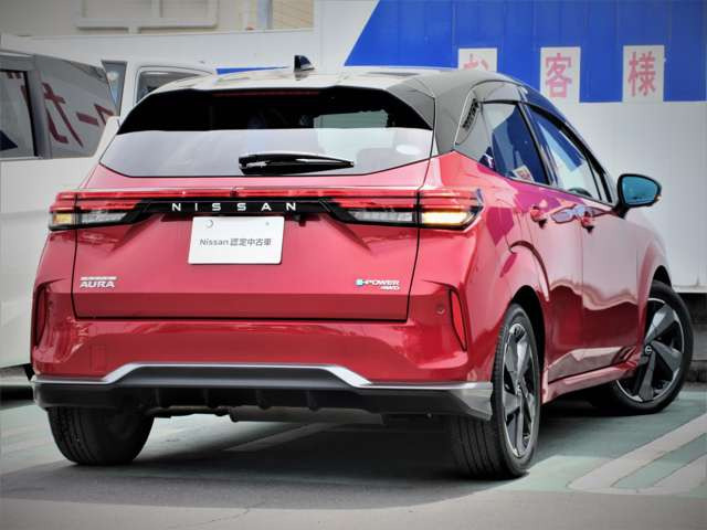 ノートオーラ1.2 G FOUR レザーエディション 4WD