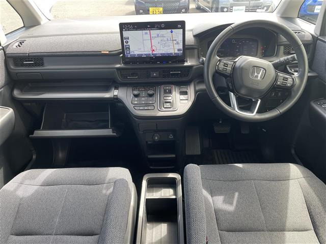 ステップワゴン2.0 e:HEV エアー