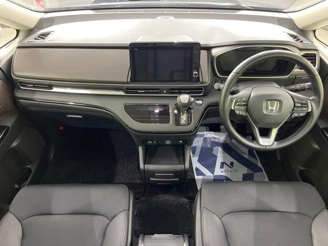 オデッセイ2.0 e:HEV アブソルート EX