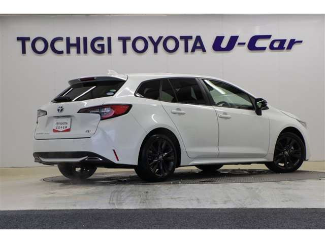 カローラツーリング1.8 ハイブリッド W×B