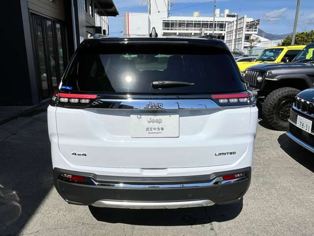 コマンダー2.0 リミテッド ディーゼル 4WD