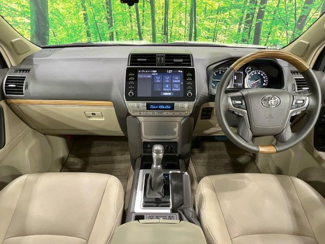 ランドクルーザープラド2.8 TX Lパッケージ マットブラック エディション ディーゼル 4WD