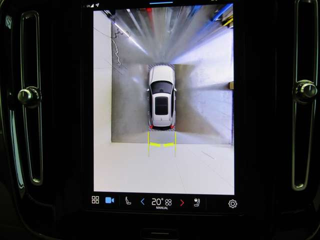 XC40アルティメット B4 AWD 4WD