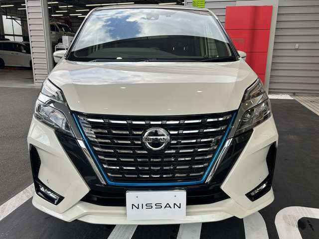 セレナ1.2 e-POWER ハイウェイスターV