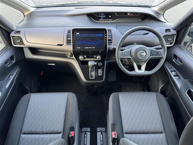 セレナ2.0 ハイウェイスターV