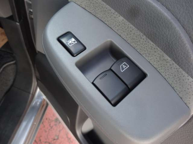 NV200バネットバン1.6 DX