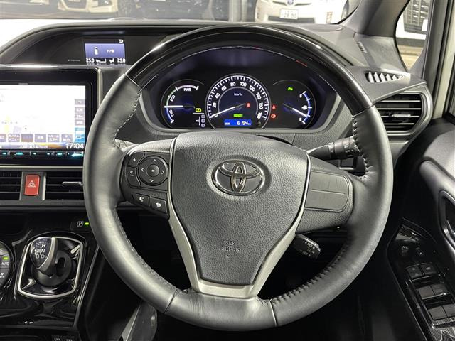 エスクァイアハイブリッド1.8 Gi プレミアムパッケージ ブラックテイラード