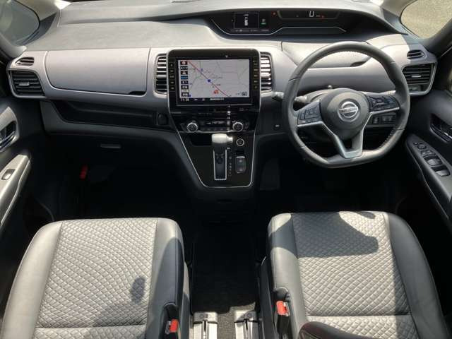 セレナ2.0 ハイウェイスターV