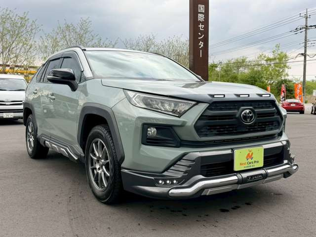 RAV42.0 アドベンチャー 4WD