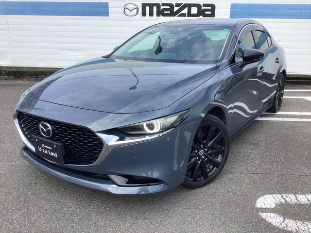 MAZDA3セダン