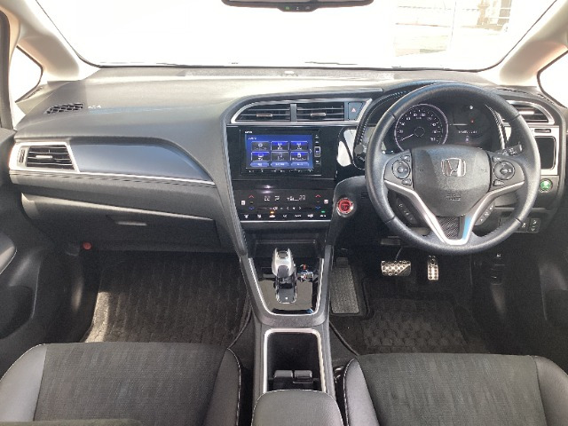 シャトル1.5 ハイブリッド X ホンダセンシング