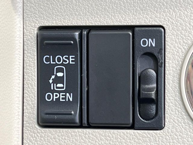 タントX ホワイトアクセント SAIII