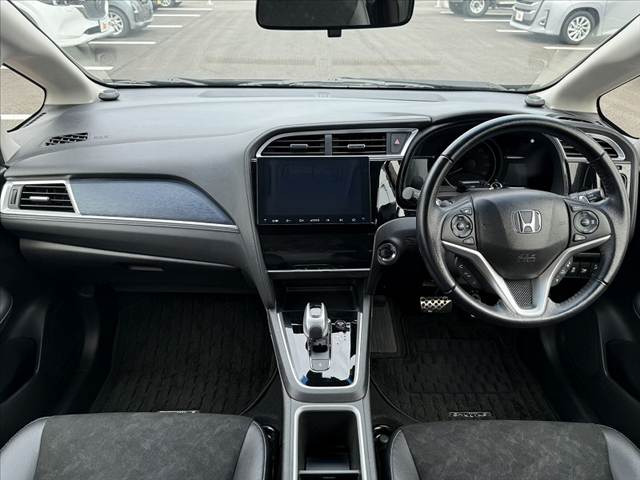 シャトル1.5 ハイブリッド X ホンダセンシング