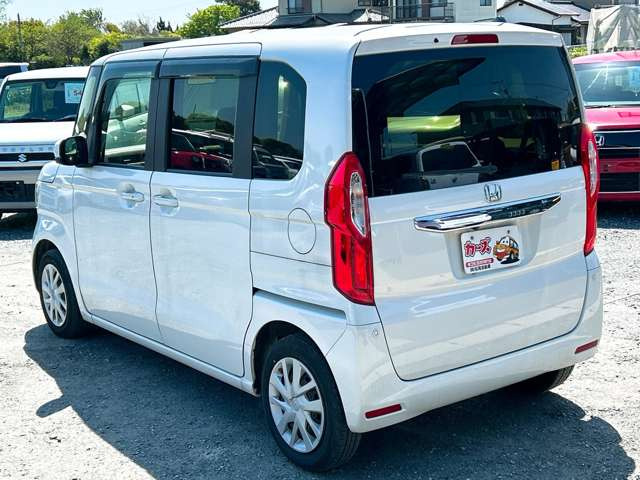 当店では軽自動車から普通車まで幅広くオールメーカーの車種・色・グレードを豊富に揃えております。