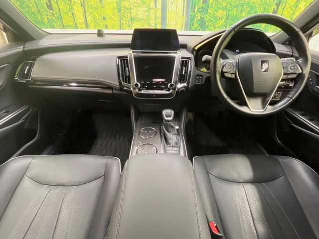 クラウンハイブリッド 2.5 RS アドバンス