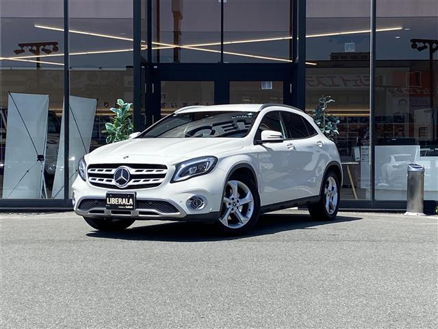 GLAクラスGLA220 4マチック 4WD