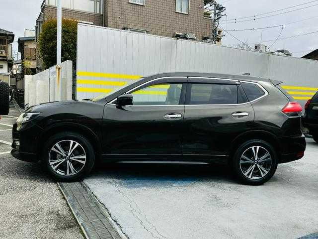 エクストレイル2.0 20X