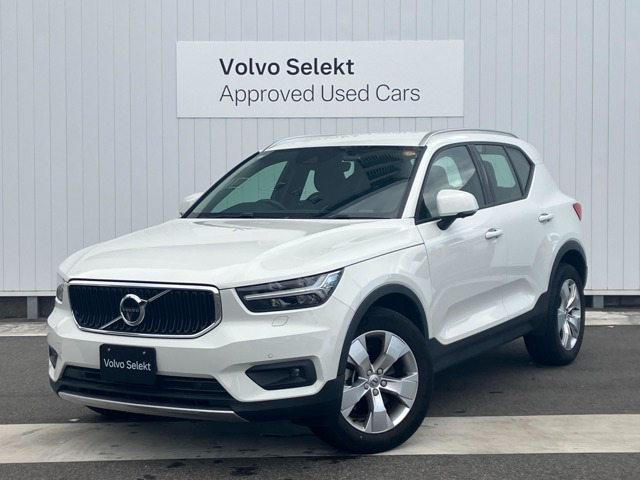 XC40B4 モメンタム