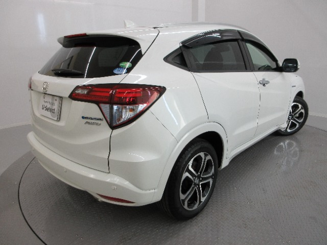 ヴェゼル1.5 ハイブリッド Z ホンダセンシング 4WD