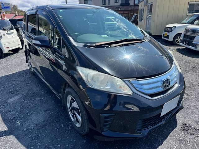 フリードハイブリッド1.5 ジャストセレクション