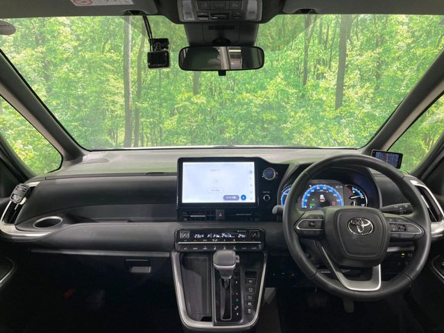 ヴォクシー1.8 ハイブリッド S-Z