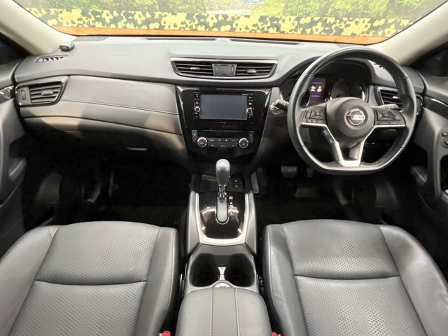 エクストレイル2.0 20Xi