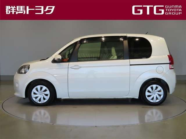 ポルテ1.5 F ア・ラ・モード