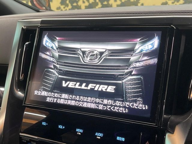 �y����10�^�i�r�z�l�C�̏����i�r�𑕔����Ă���܂��B�i�r�̎g���₷���͂������A�I�[�f�B�I�@�\���[��!�L�����v�◷�s�͂������A�ʋ΂┃�����ȂǕ��i�̃h���C�u���y�����Ȃ�͂���