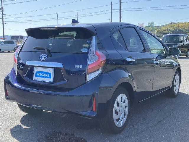 アクア1.5 S スタイルブラック