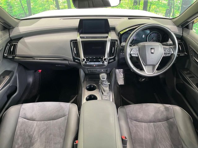 クラウンハイブリッド 2.5 RS アドバンス