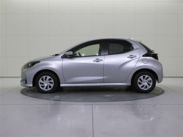 ヤリス1.5 ハイブリッド X