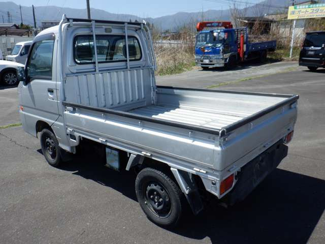 サンバートラックTB 4WD