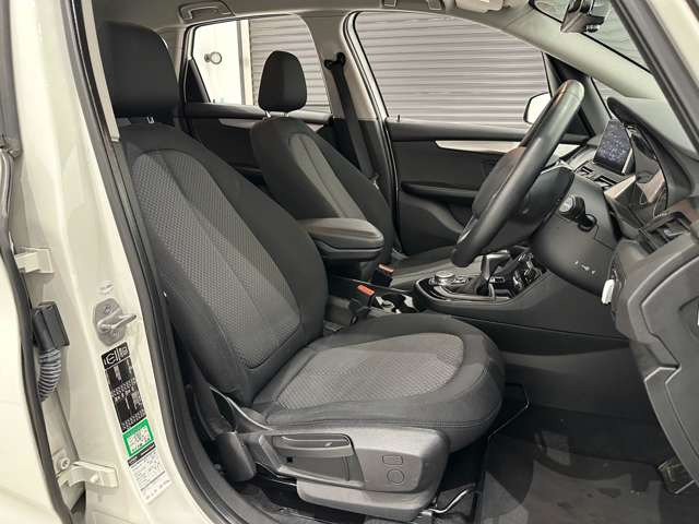 2シリーズアクティブツアラー218i