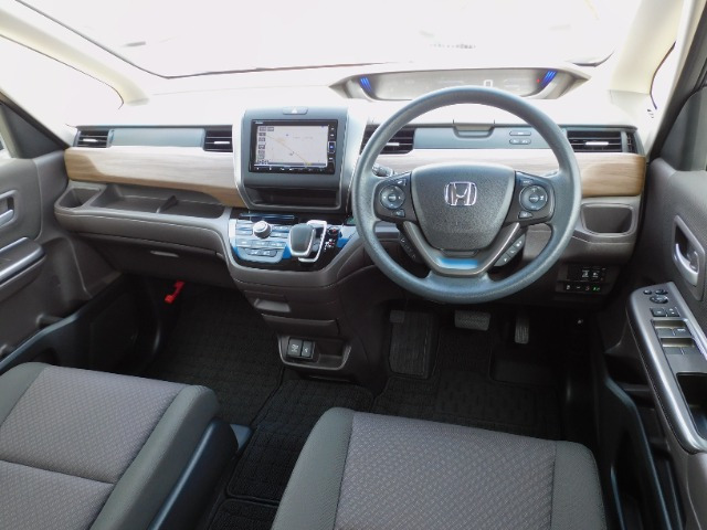 フリード+1.5 ハイブリッド G