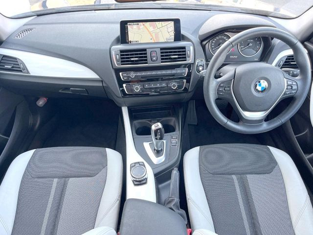 1シリーズ118i スタイル