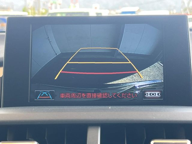 NX200t Fスポーツ